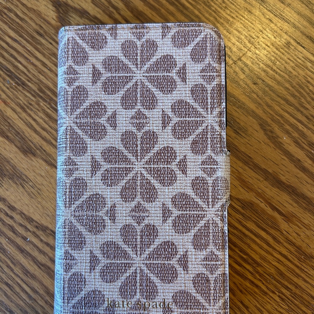 Kate Spade New York Spade Flower Coated Canvas Folio Phone Case